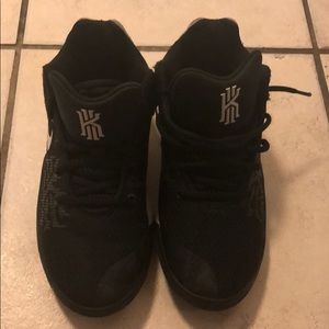 Nike Kyrie Flytrap Running shoes